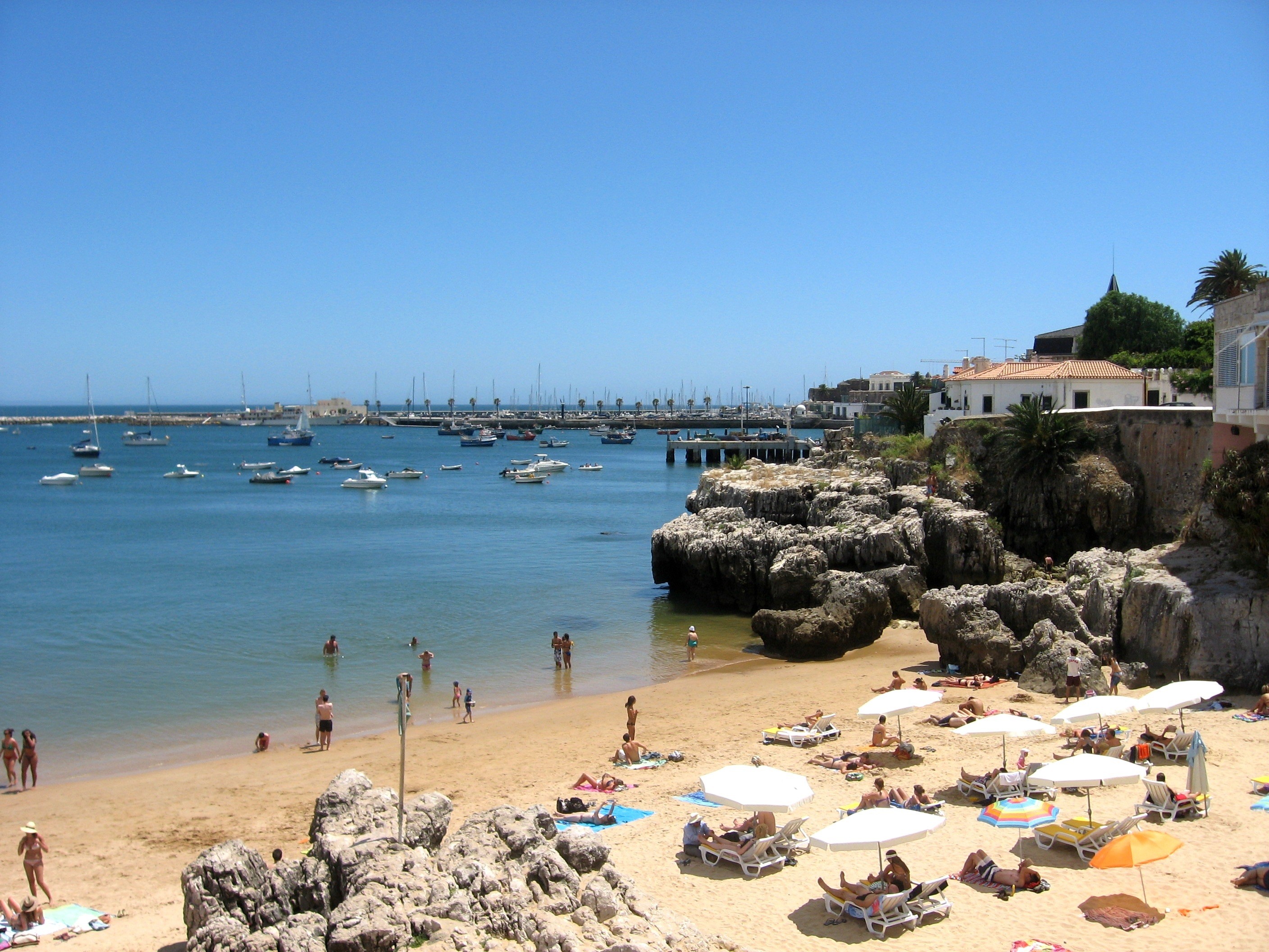 Praia da Rainha, em Cascais