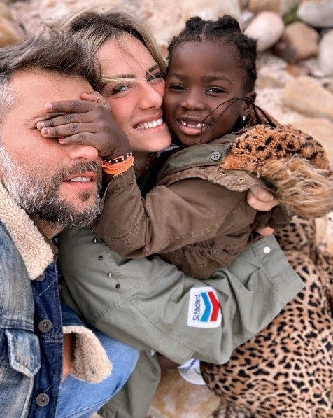 Bruno Gagliasso, Giovanna Ewbank e Titi (Foto: Reprodução/Instagram)