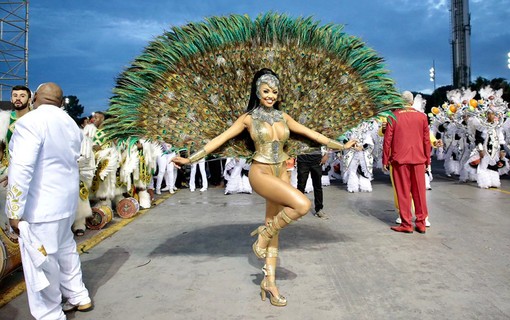 Pâmella Gomes, Rainha de bateria da Tom Maior