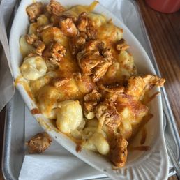 Photo of City Tavern - Columbus, OH, United States. App Mac and Cheese with buffalo chicken