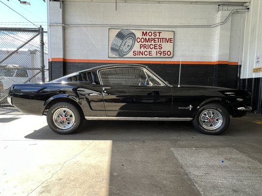Photo of Larkins Bros Tire Company - San Francisco, CA, US. Clean Stang