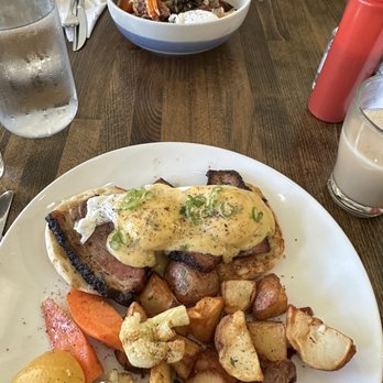 Coffee crust belly eggs benedict