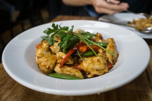 Photo of Burma Superstar - Alameda, CA, US. Chicken with Fresh Basil