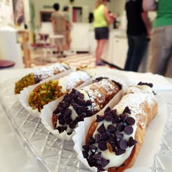 Romolo’s Cannoli