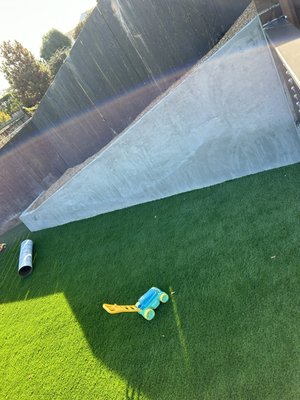 Photo of Gerardo Mariona - San Francisco, CA, US. Retaining walls handrail turfs pebbles and privacy fence