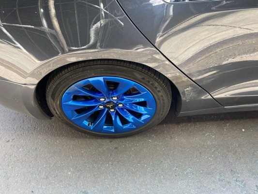 Photo of Alchemy Studio 320 - Westbury, NY, US. Transparent Blue powder coated wheels!!