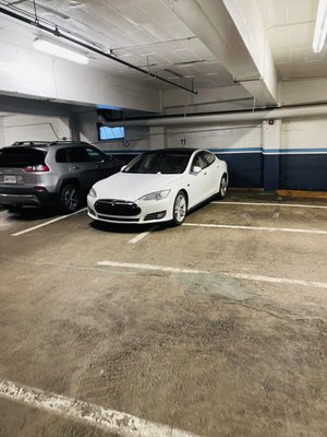 Photo of 450 Sutter Garage - San Francisco, CA, US. They told me to park over the line so my car wouldn't get dinged.