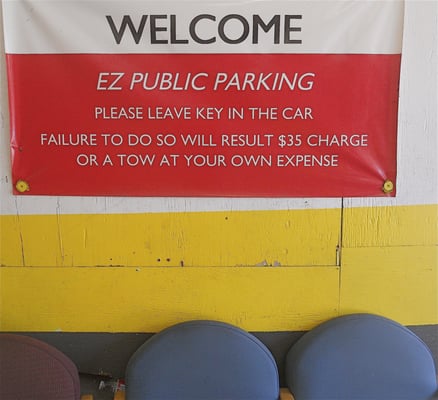 Photo of EZ Public Parking - São Francisco, CA, US. Warm welcome