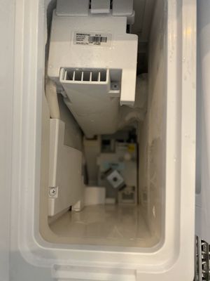 Photo of Zuta Appliance Repair - Berkeley, CA, US. Samsung ice maker repair