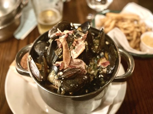 Photo of Monk's Cafe - Philadelphia, PA, US. Ghent Mussels