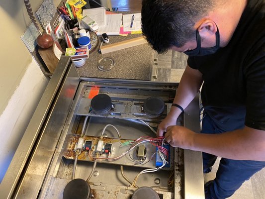 Photo of Zuta Appliance Repair - Berkeley, CA, US. Viking oven repair. Appliance repair, Appliance service, Refrigerator repair, Washing machine repair, Dishwasher repair.