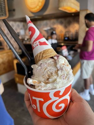 Photo of Salt & Straw - Palo Alto, CA, US. Double Scoop w/ Sugar Cone