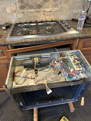 Photo of Azer Appliance & HVAC Repair - Union City, CA, US. GE MONOGRAM BUILT IN OVEN