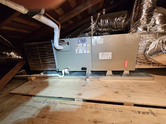 Photo of Redwire HVAC - Burlingame, CA, US. Heat pump installation Los Altos