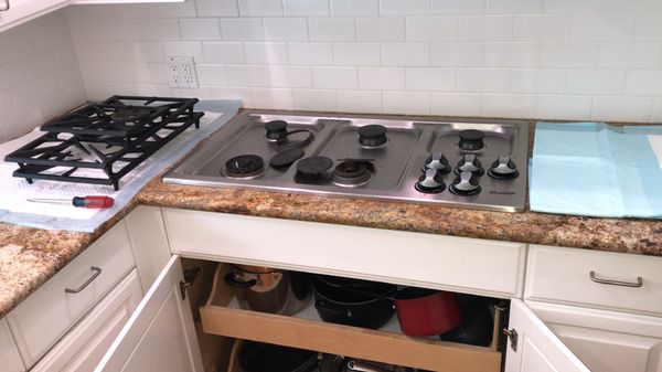 Photo of Zuta Appliance Repair - Berkeley, CA, US. DECOR STOVE REPAIR