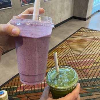 The Smoothie Bar