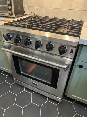 Photo of Natomas Appliance - Sacramento, CA, US. Thor oven repair.