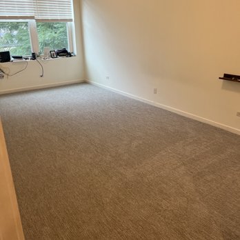 Fresh carpet in our bedroom!