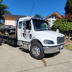 Iron Dog Towing & Transport