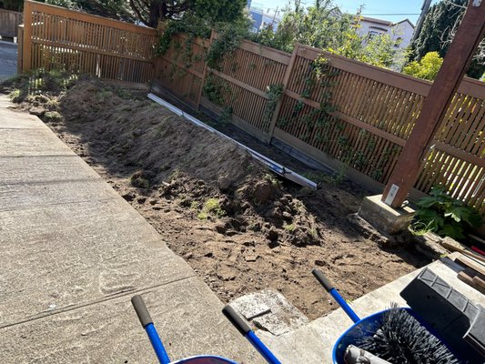 Photo of Gerardo Mariona - San Francisco, CA, US. Digging out the dirt