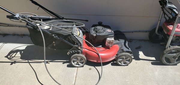 Photo of Avery Mobile Lawn Mower Repairs - San Jose, CA, US. Fixed my lawnmower at the same time, also advised me on some work i might get done for another project as well.  Totally cool guy.