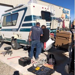 San Leandro RV And Trailer