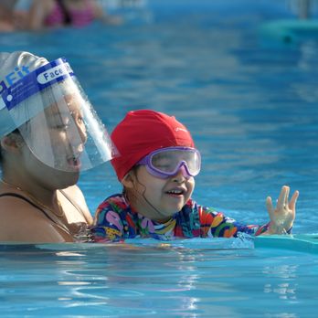 Manhattan Park Pool Club