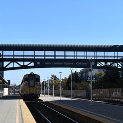 Jack London Square - Market Garage