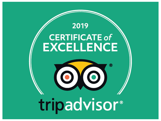 Photo of Five Emerald Limousine - San Francisco, CA, US. 2019 Certificate of Excellence by Tripadvisor https://www.tripadvisor.com/Attraction_Review-g60­713-d10537392-Reviews-Five_Emerald_Li