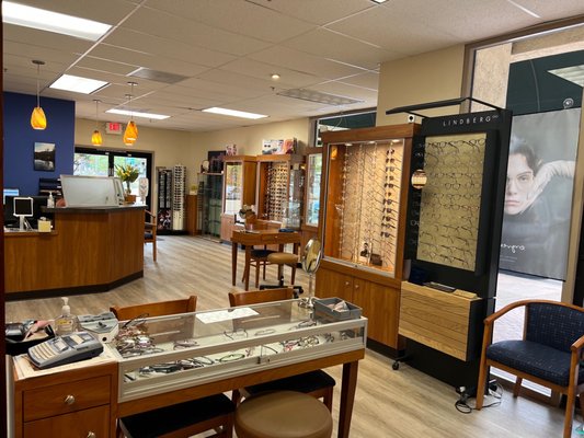 Photo of Palo Alto Vision Optometry - Palo Alto, CA, US. Very clean and spacious interior!