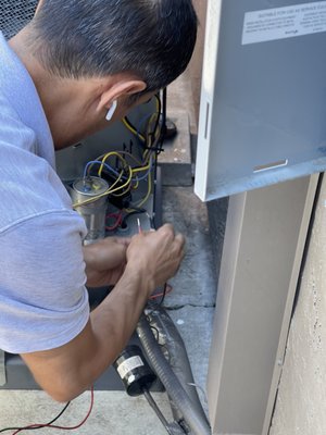 Photo of Azer Appliance & HVAC Repair - Union City, CA, US. HVAC Diagnostic