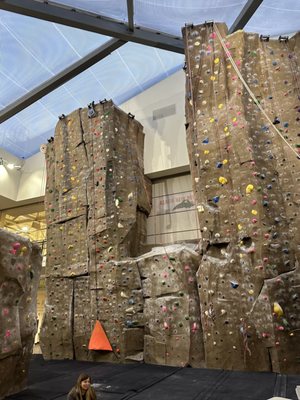 Photo of The Well - Sacramento, CA, US. Rock climbing wall