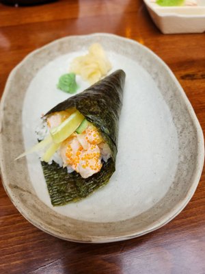 Photo of Big Bang Sushi - Vancouver, BC, CA. Scallop Handroll