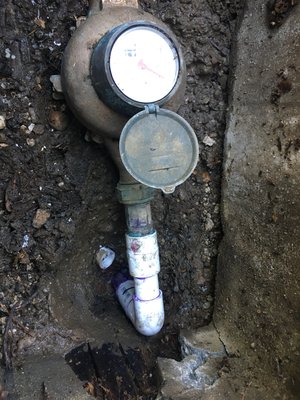 Photo of Vic's Handy Plumbing - Sunnyvale, CA, US. Water leak repair at the water meter.
