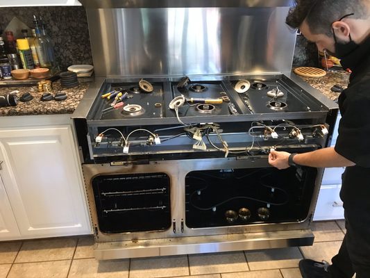 Photo of Zuta Appliance Repair - Berkeley, CA, US. DECOR OVEN REPAIR