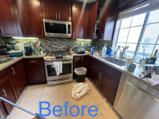 Photo of Sandra's Maid Service - San Bruno, CA, US. cleaning before and after.