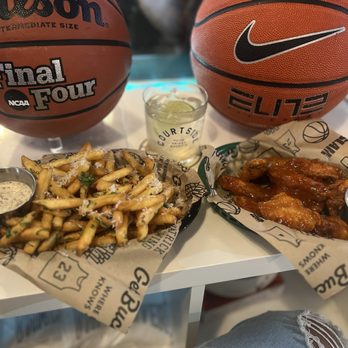 Courtside Food and Drinks