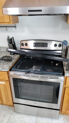 Photo of Appliance Repairman Bay Area - San Jose, CA, US. Cooktop repair