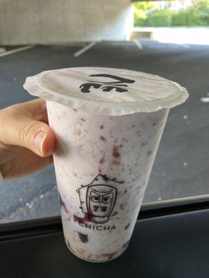 Photo of Chi Cha Teahouse - Victoria, BC, CA. Original purple rice yogourt - 4/5 flavour-wise, 2/5 for missing my pearls!