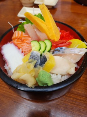 Photo of Big Bang Sushi - Vancouver, BC, CA. Chirashi Don