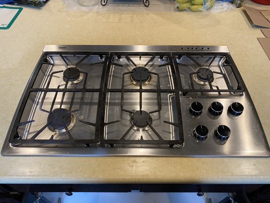 Photo of Gold Standard Appliance Repair - South San Francisco, CA, US. Bosch 36" Gas Cooktop