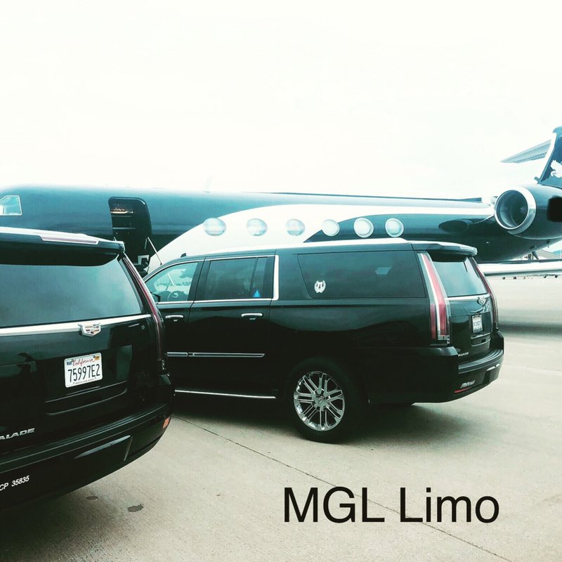 VIP Luxury Limo Service