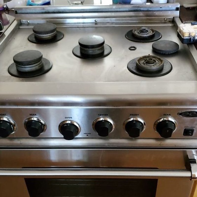 What kind of cooktops are there?