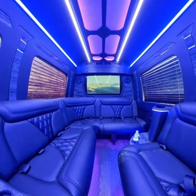 Introducing the Mercedes Limo Sprinter