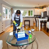 Elite Rental Care keeps your rental spotless and guest-ready. Notice the gleaming floors & meticulous attention by our professional cleaner.