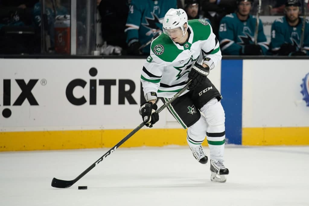 Film Room: Taking a look at how the Stars defensemen exited the defensive zone