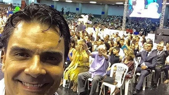 Guilherme de Pádua num culto em Belo Horizonte