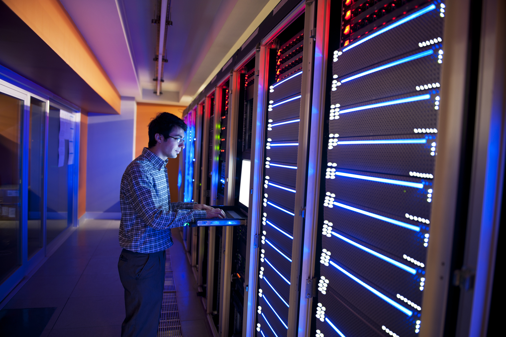 IT Engineer in Action Configuring Servers