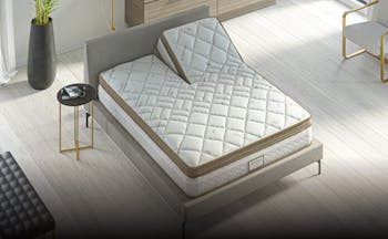 Saatva Solaire Adjustable Mattress