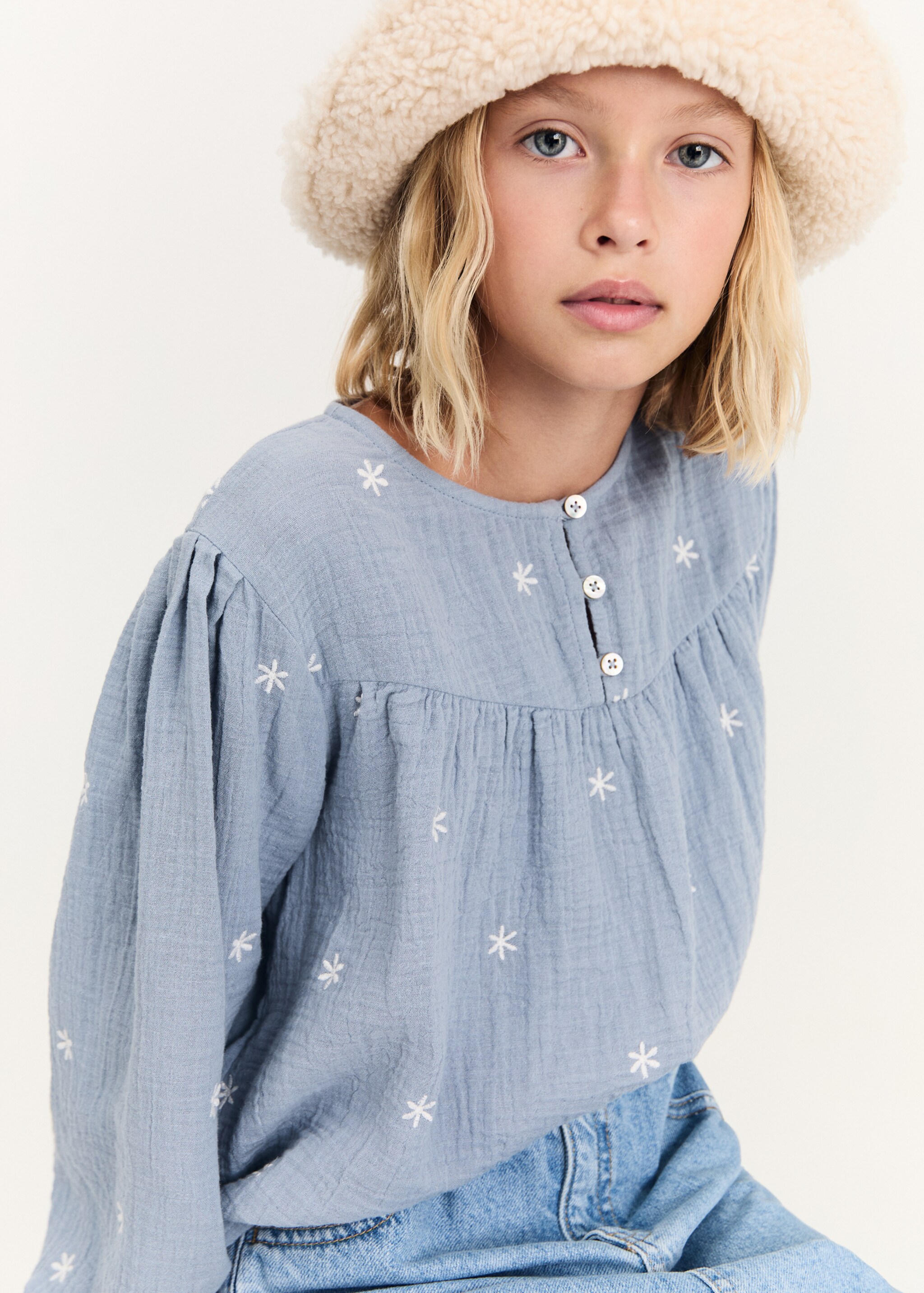 Embroidered details blouse - Details of the article 1